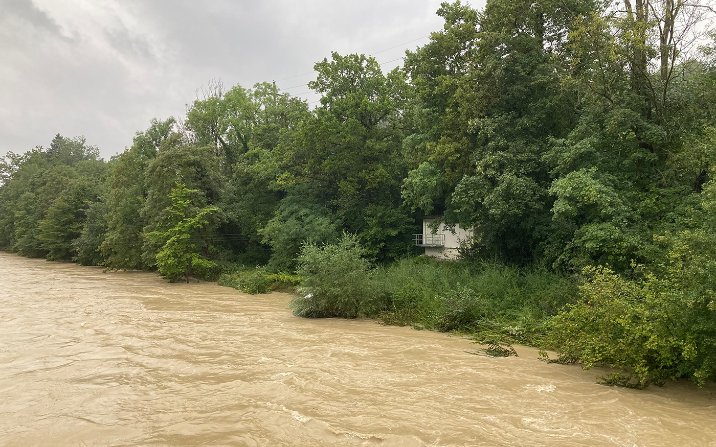 Hochwasser bei der BAFU-Messstation Thur-Halden