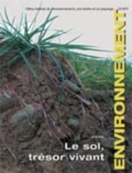 Cover ENVIRONNEMENT. No. 2/2004: Le sol, trésor vivant.